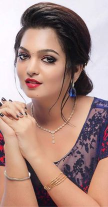 Malayalam_actress_Sanuja_Somanathan_latest_hot_stills_281229.jpg